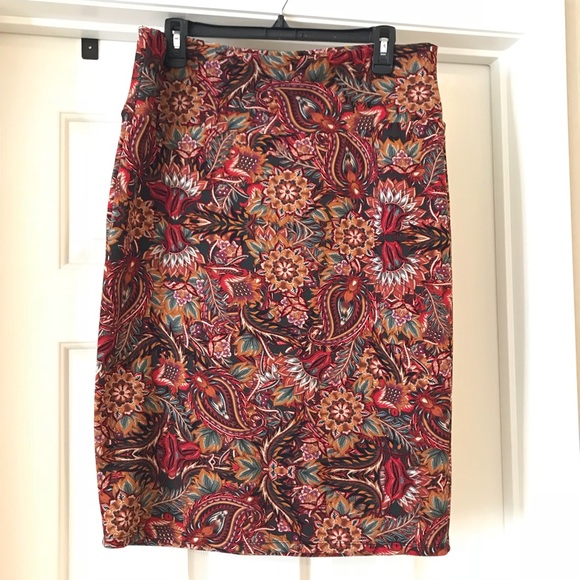 LuLaRoe Dresses & Skirts - NWOT XL Lularoe Cassie pencil skirt paisley